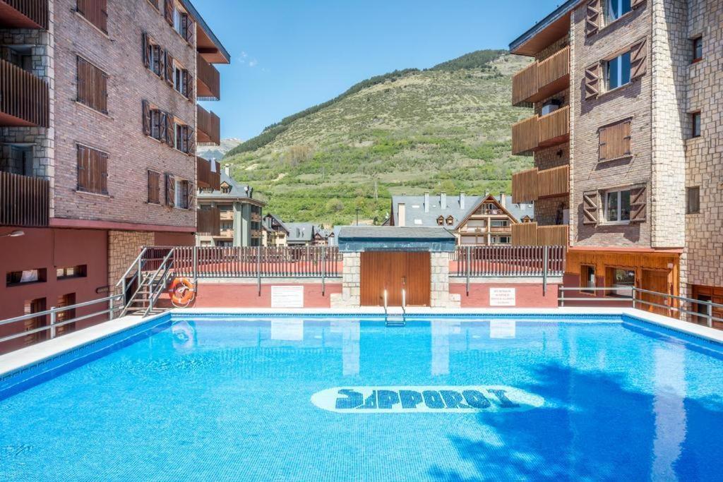 Apartamento Centro Vielha Exteriör bild